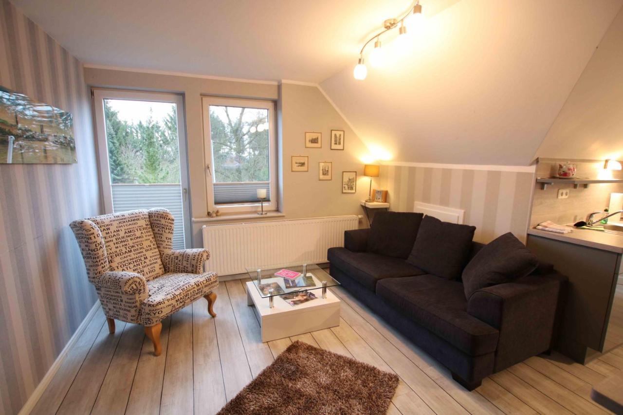 Haus Eichenhain Fewo Hamburg 希舍尔 外观 照片